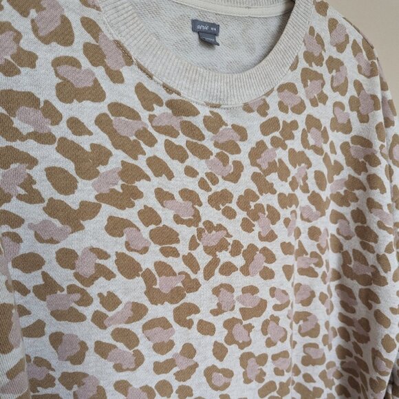 Aerie leopard print long sleeve medium sweatshirt brown pink cream cottagecore - Picture 2 of 10